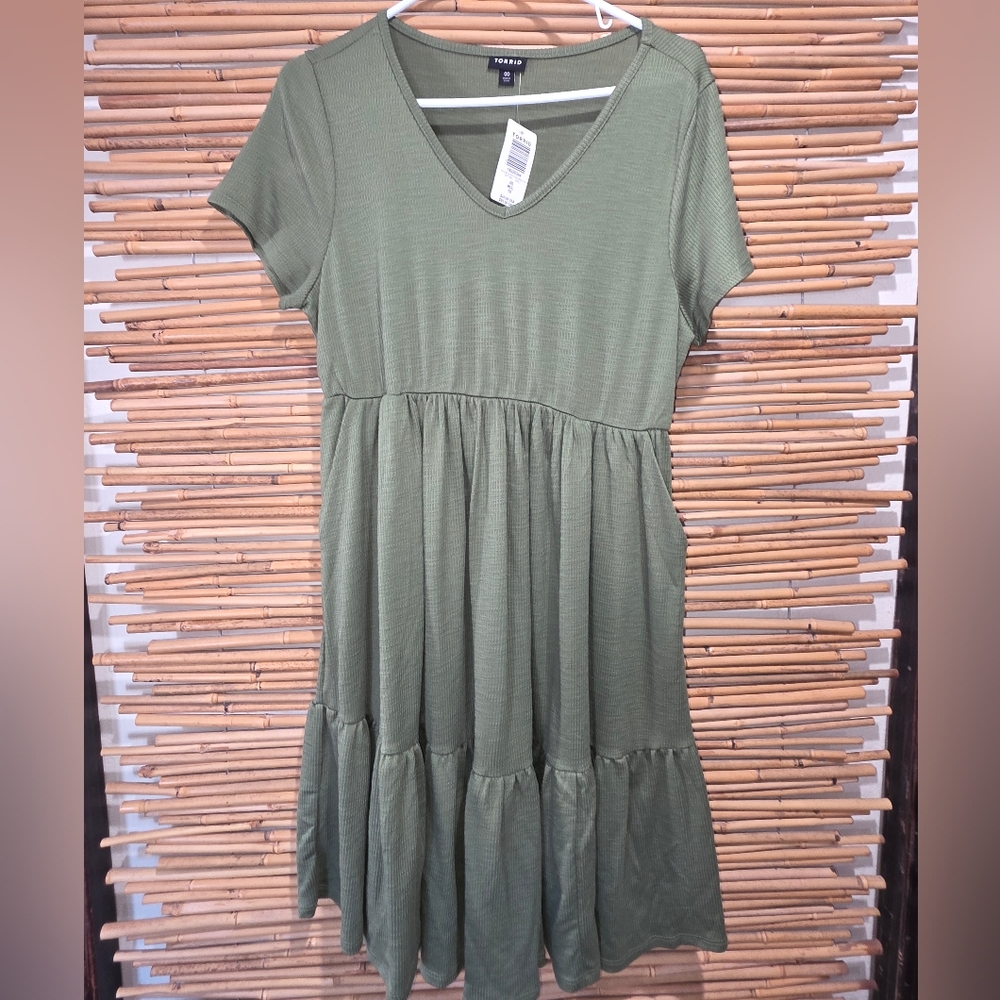 Torrid Mini Rib Knit Babydoll Skater V-neck Green Dress Size 00 POCKETS NEW TAGS